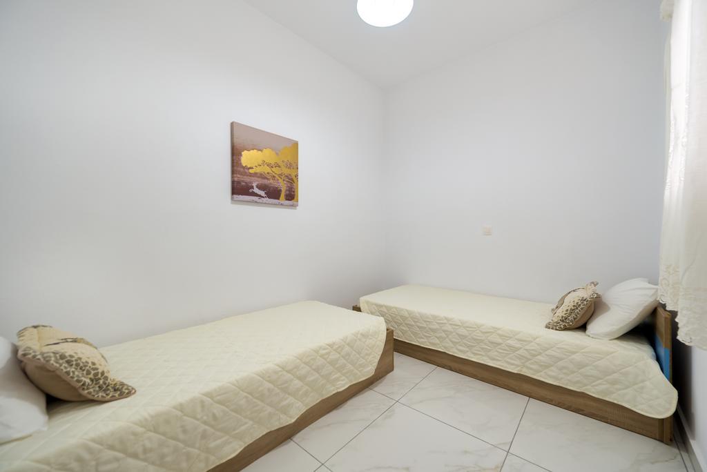 Sun View Villas Pýrgos Eksteriør bilde